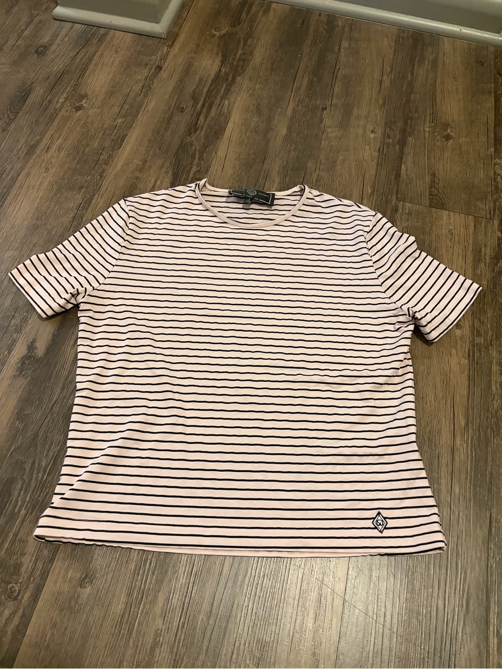 St. John Sport women’s light pink black striped crop tee size small